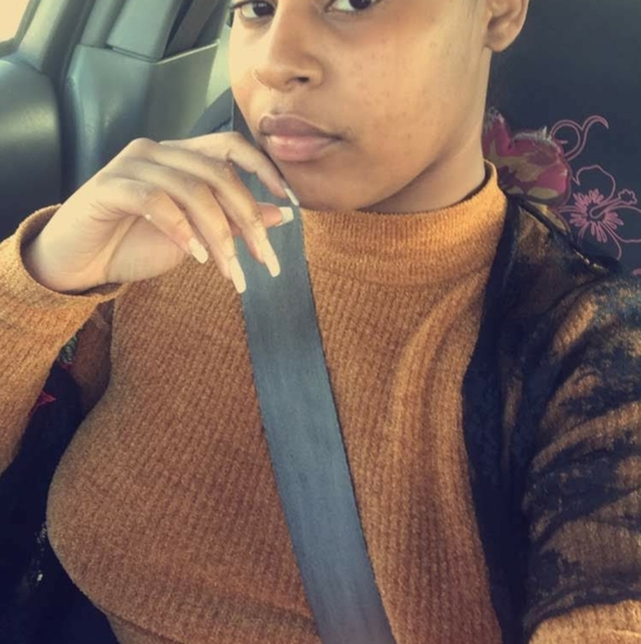 Sweater - Picture 3 of 3